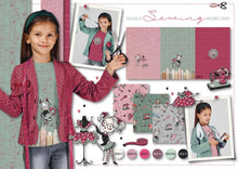 Lade das Bild in den Galerie-Viewer, Stenzo Nähmaschine Motiv Jersey Panel in rosa/grün/rot