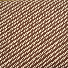 Lade das Bild in den Galerie-Viewer, Zweigart diagonale Streifen Baumwollstoff