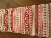 Lade das Bild in den Galerie-Viewer, Zweigart Skandinavisches Streifenmuster Baumwollstoff in rot/weiß