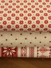 Lade das Bild in den Galerie-Viewer, Zweigart Skandinavisches Streifenmuster Baumwollstoff in rot/weiß