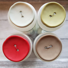 Lade das Bild in den Galerie-Viewer, Knopf aus Kunststoff (3,0cm oder 4,0cm) rund rustik