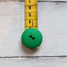 Lade das Bild in den Galerie-Viewer, Knopf aus Kunststoff matt (3,0cm) rund