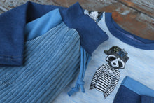 Lade das Bild in den Galerie-Viewer, Cordjersey in blau
