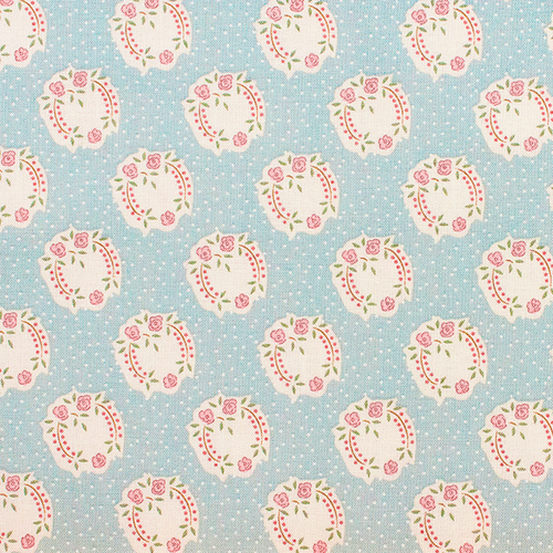 Gütermann WITH LOVE Collection Blumenkranz Motiv Baumwollstoff