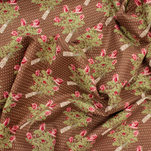 Lade das Bild in den Galerie-Viewer, Gütermann LIZZY’S GARDEN Collection Rosenstrauß Motiv Baumwollstoff
